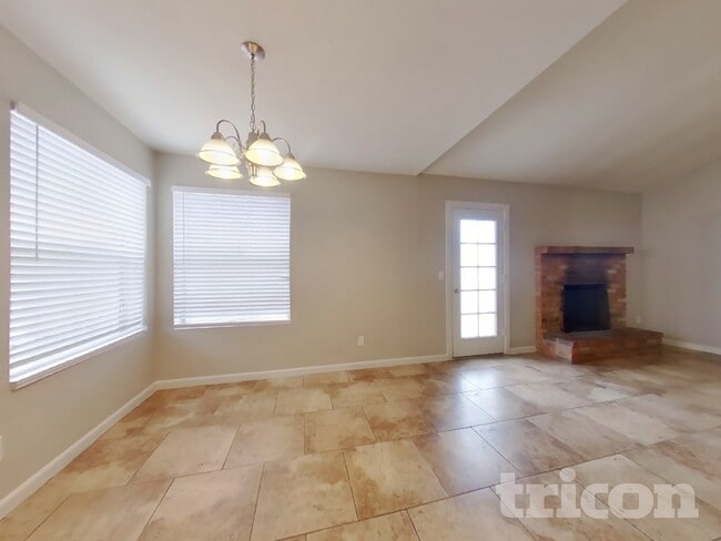 Photo - 6926 W Cameron Dr