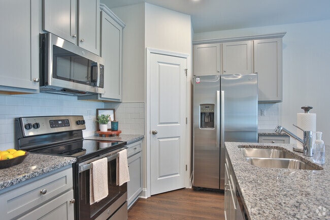 Simmons Trace Rental Homes