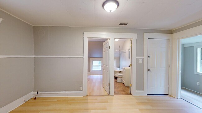 Photo - 3191 W 43rd St Apartment Unit 3191 west 43rd st up
