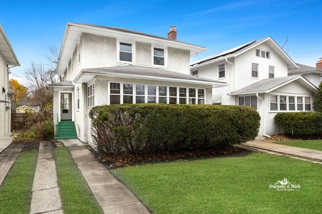 Single Family Home in Historic Oak Park Ne... - Single Family Home in Historic Oak Park Ne...