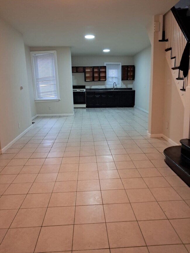 Photo - 3 BED 1 BATH HOME FOR RENT.