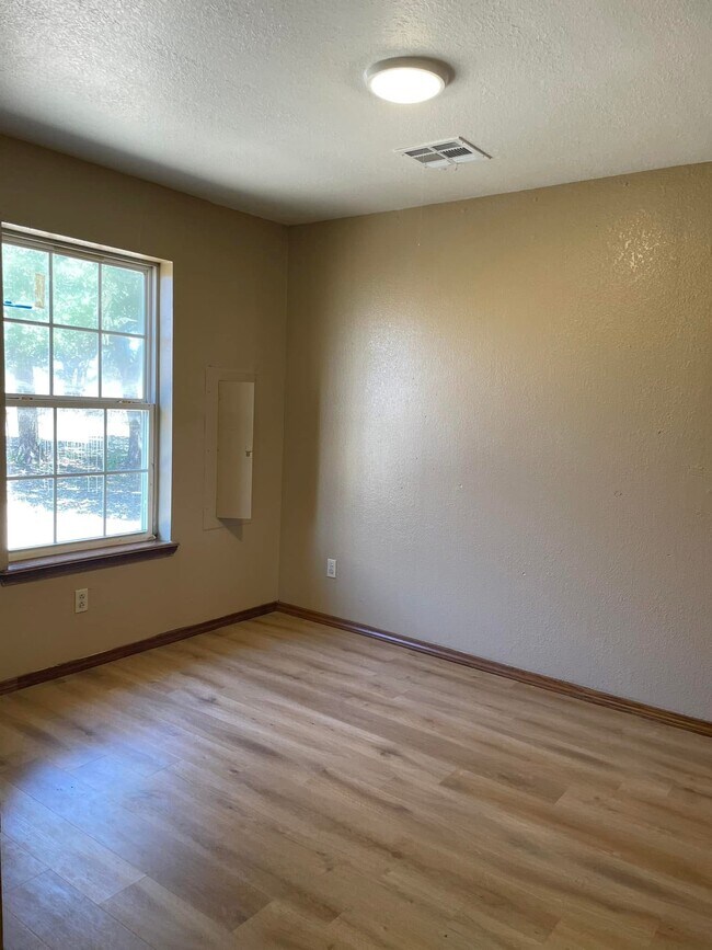 Photo - 55 Dolberg Rd