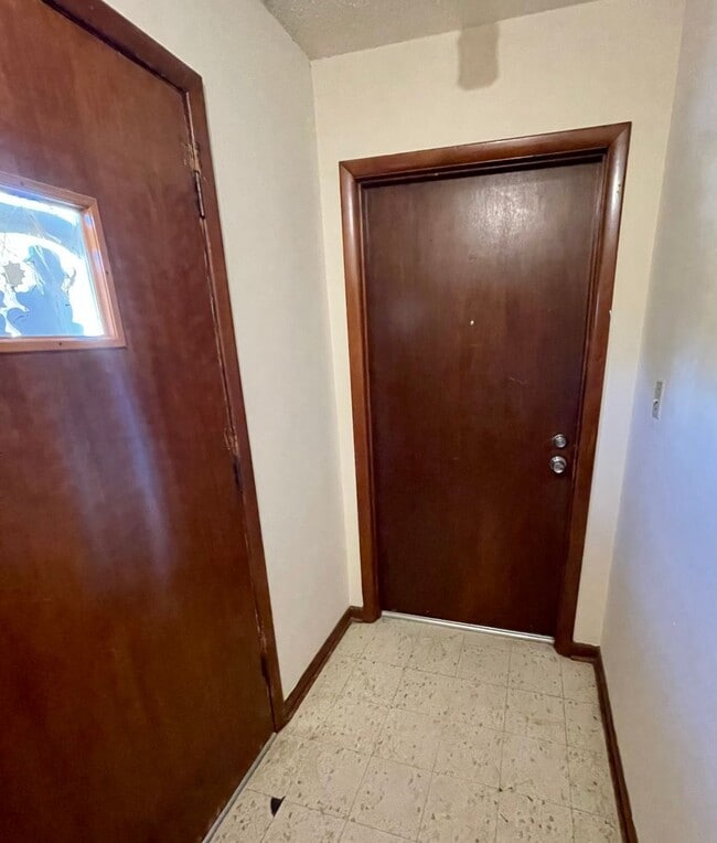 Photo - Greenwell1802 Unit B