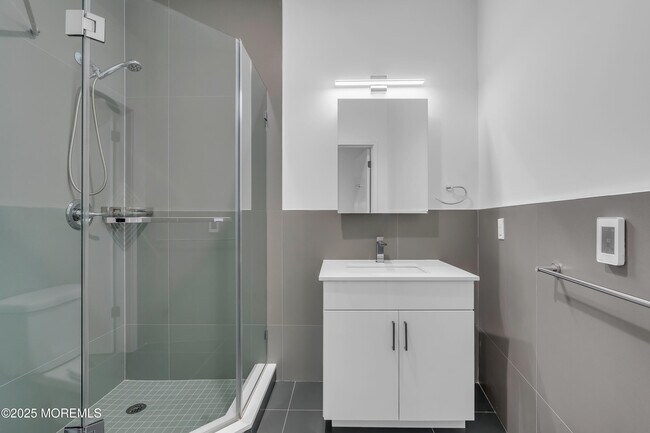 Photo - 829 Garfield Ave Unit 414