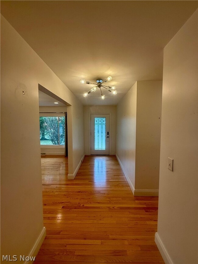 Photo - 26201 Annesley Rd