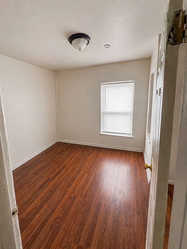 5031 S Elizabeth St Unit 2