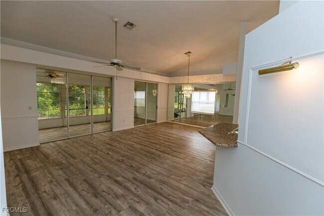 Photo - 8204 Breton Cir