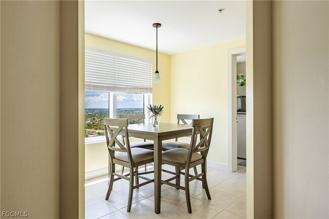 Building Photo - 2743 First St Unit 2206