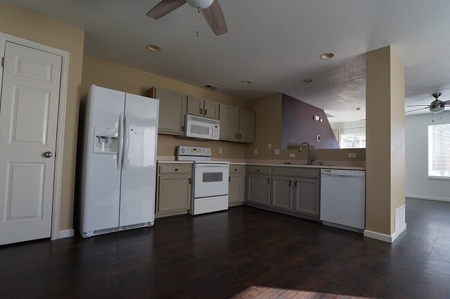 Building Photo - 752 Mockingbird Ln Rental
