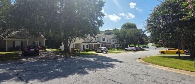 Photo - 5982 Fox Ridge Ln