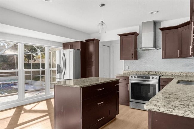 Photo - 6727 Maybole Pl