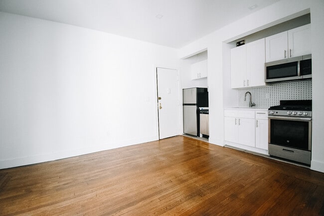 Photo - 45 Tiemann Place