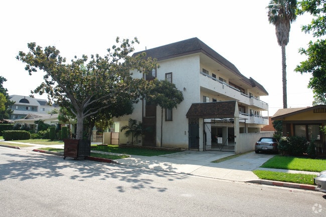 Photo - 1000 Orange Grove Ave
