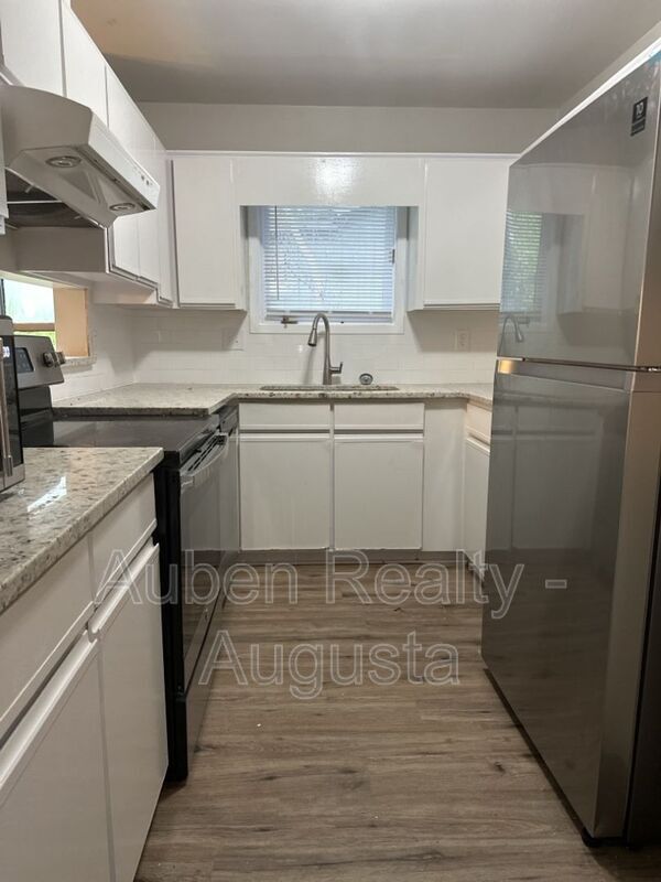 Photo - 3208 Summerchase Cir