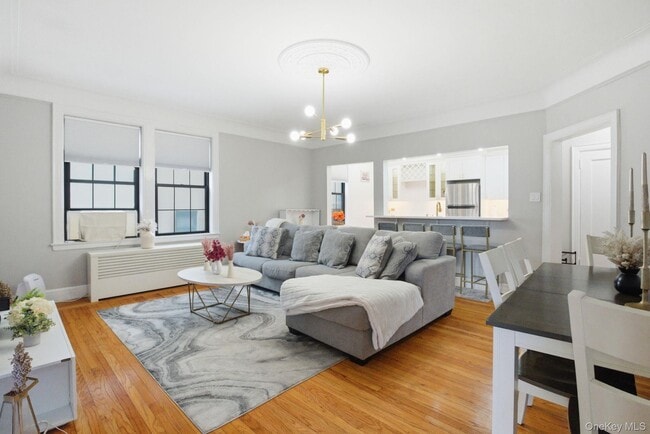 Photo - 26 Pondfield Rd Unit #4F