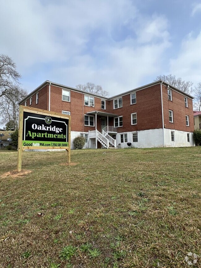 Building Photo - 1420 Marguerite Ave Unit 1420 Marguerite Ave Apt 2