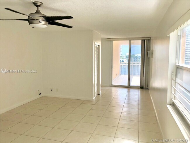 Photo - 121 Golden Isles Dr Unit 407
