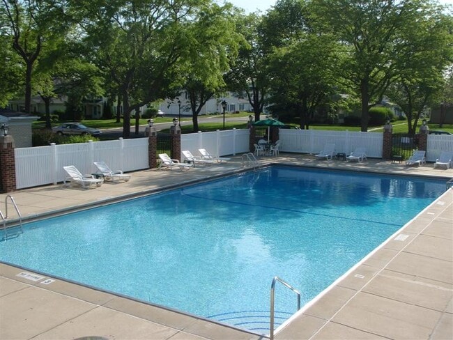 Photo - 1362 Cove Dr