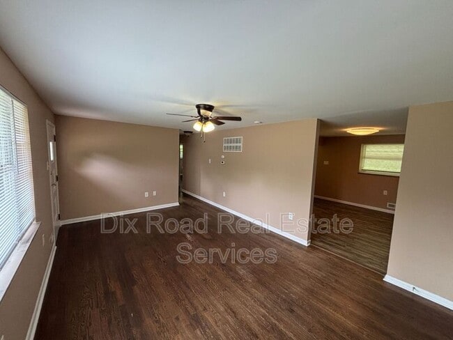 Photo - 580 Grandin Ave
