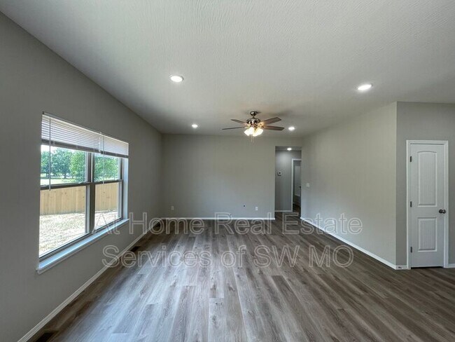 Photo - 114 Rosalie St