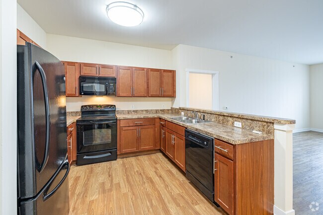 2BR, 2BA - 1,250SF - Kitchen - Waterside Villas