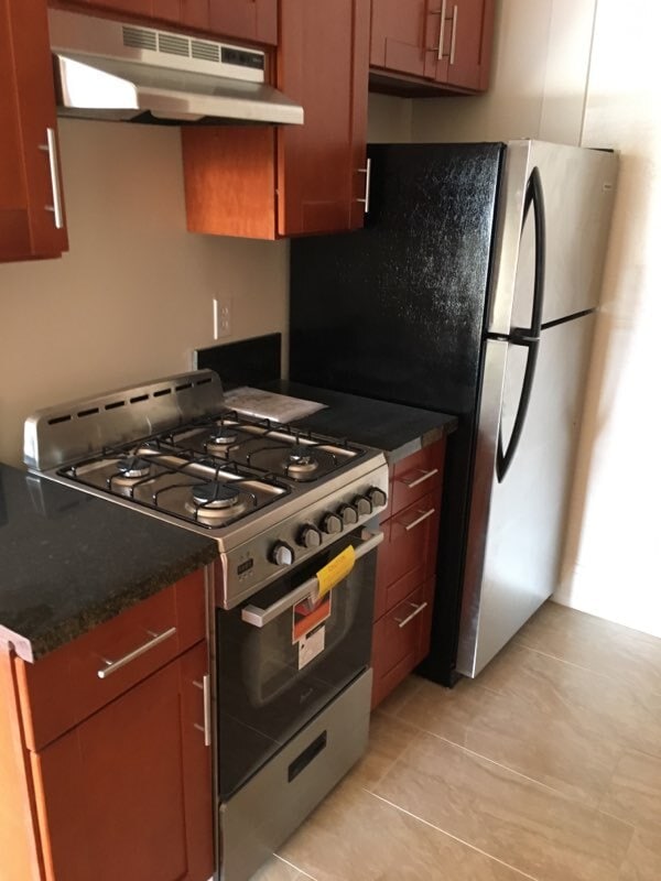 Photo - Raymond Apartments