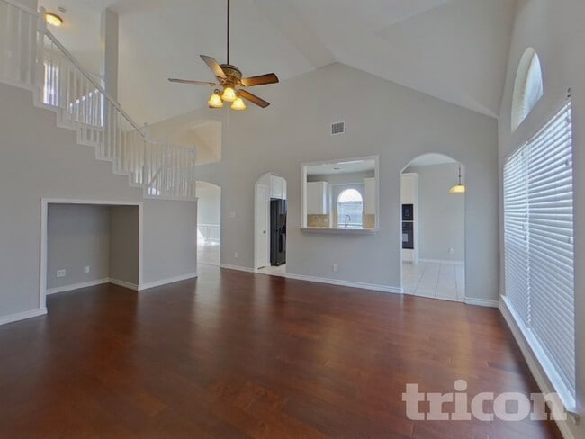 Photo - 1533 Mill Creek Dr