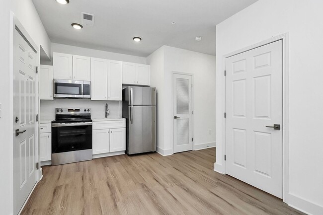 Photo - Beautiful Brand New One Bedroom Apartment!