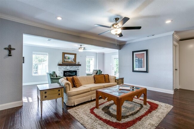Photo - 332 Tuttle Rd