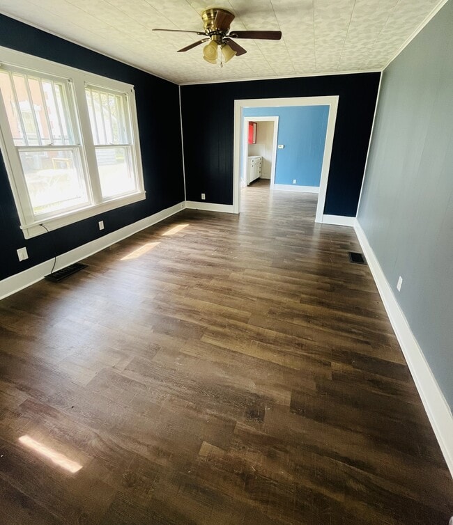 Photo - 215 S Kosciusko St