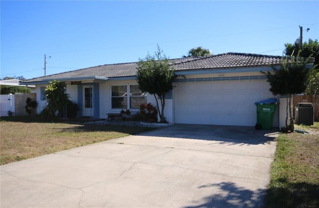 Photo - 1429 Seabreeze St