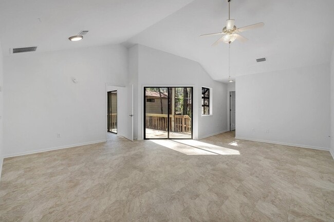 Photo - 1691 Silverwood Dr