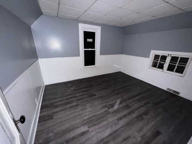 Photo - Beautiful 2 Bed 1 Bath APARTMENT PENDING