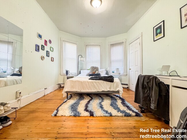 Photo - 168 Hillside St Unit 2