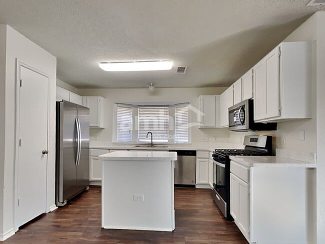 Photo - 1364 Honeysuckle Ln