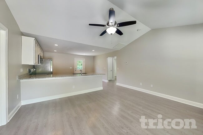 Photo - 603 Foster St