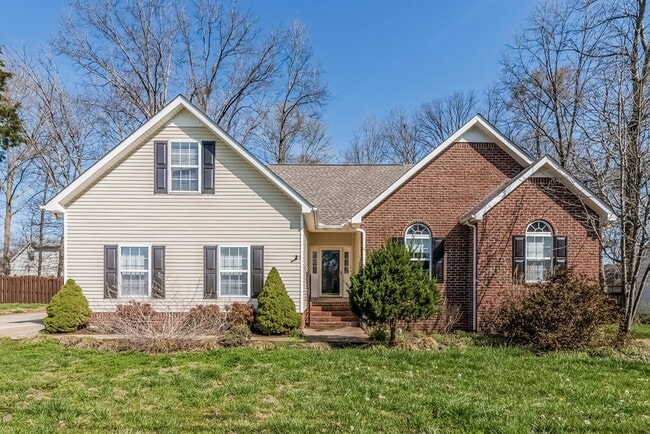 Photo - 318 Gatewood Dr House