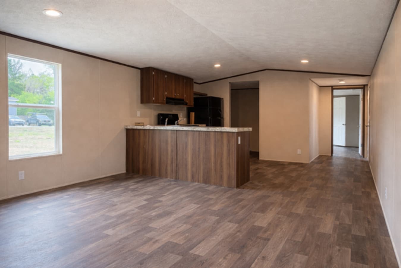 Photo - 204 Oregon Trail