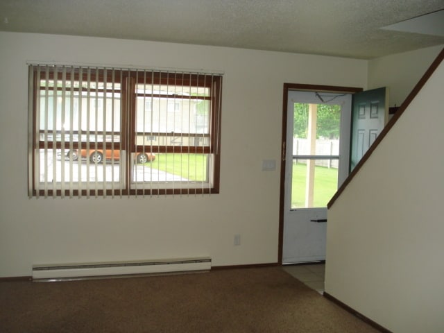 Photo - 110 N Holmen Dr