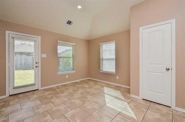 Building Photo - 12947 Taper Reach Dr