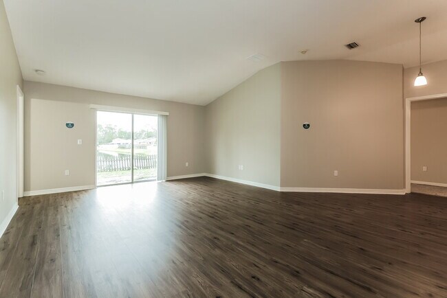 Photo - 6415 Buckhead Ct