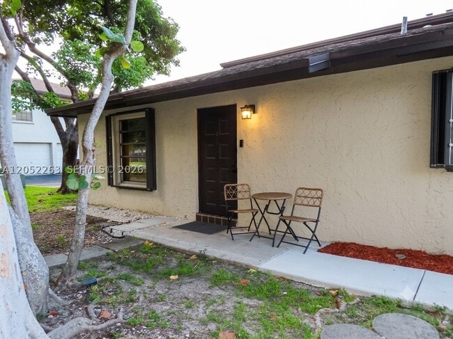 Building Photo - 13964 SW 46th Terrace Unit 141