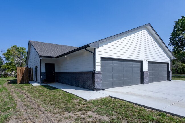 Photo - 2934 W Murdock St Unidad #100