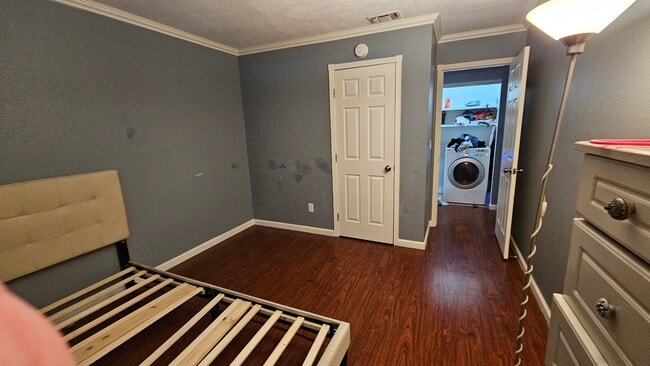 Photo - 2367 Twede Way