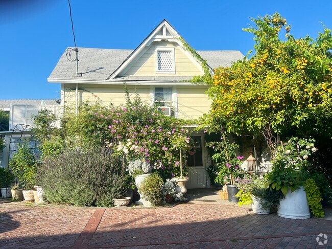 822 East Kensington Road - 822 E Kensington Rd Rental