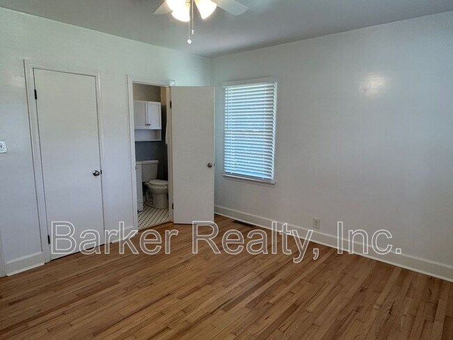 Photo - 5726 Fayetteville Rd