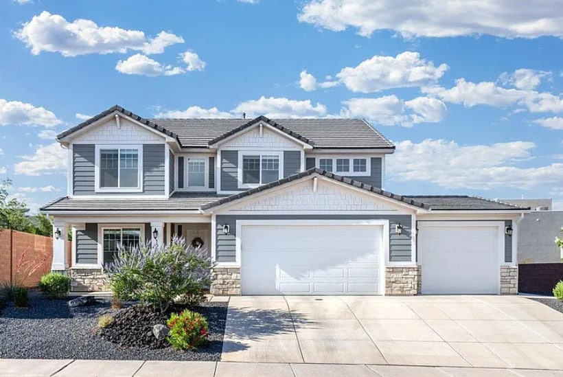 Photo - 1262 E Daylily Dr House