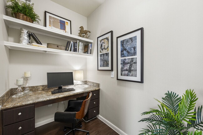 Building Photo - The Pointe at Victoria Rental