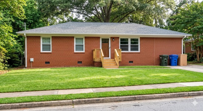 Photo - 1101 Fontana St