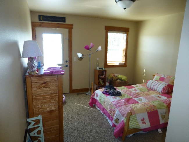 Photo - 2025 Lake Hills Dr